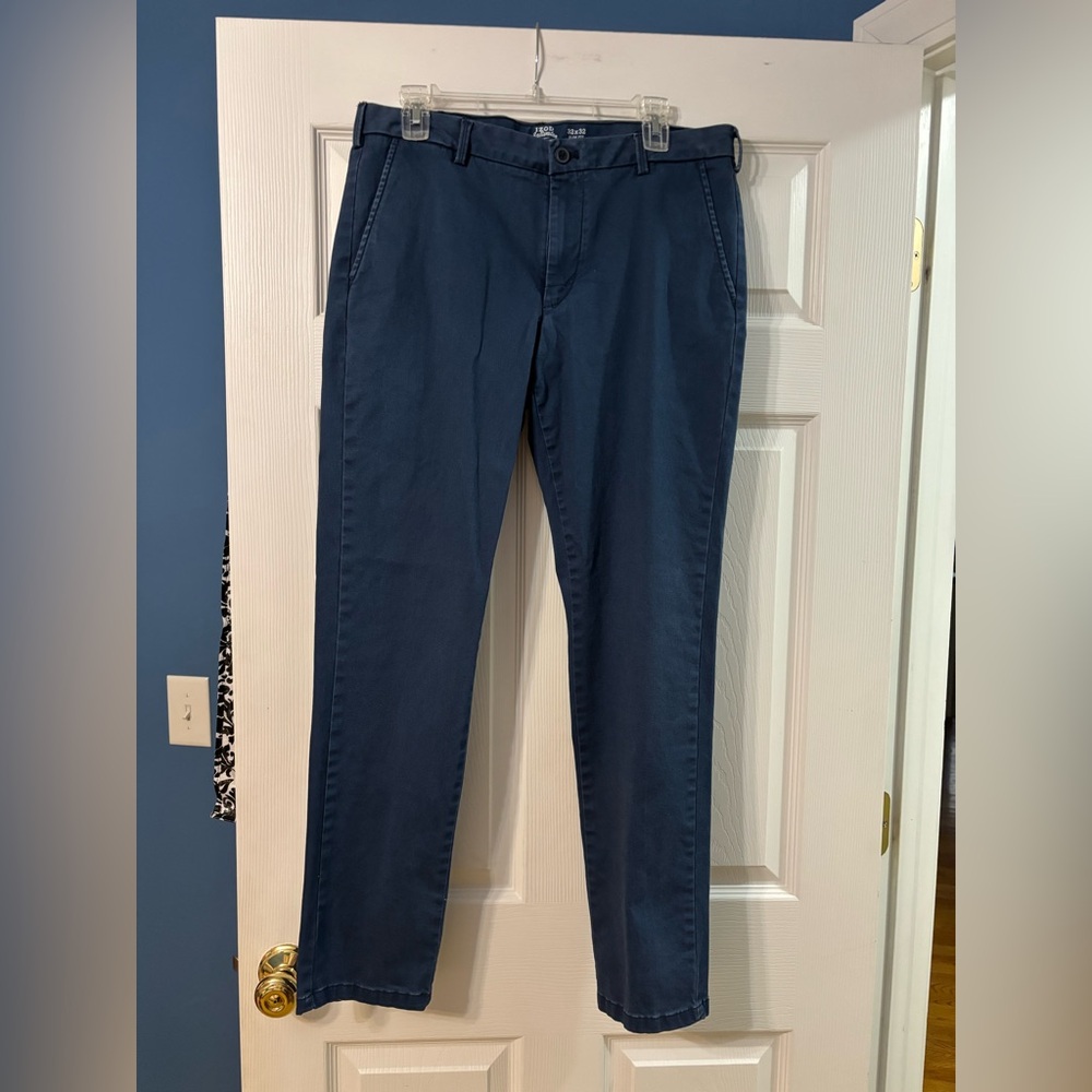 Izod Men's Navy Chinos